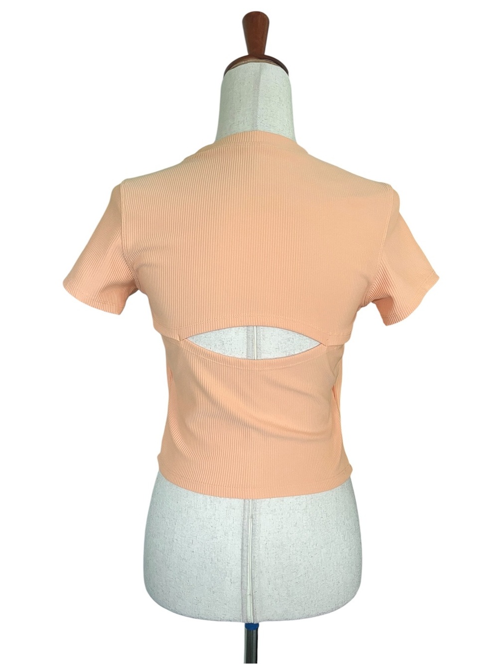 Move Theology Ribbed Top With Built In Bra - Picture 10 of 12
